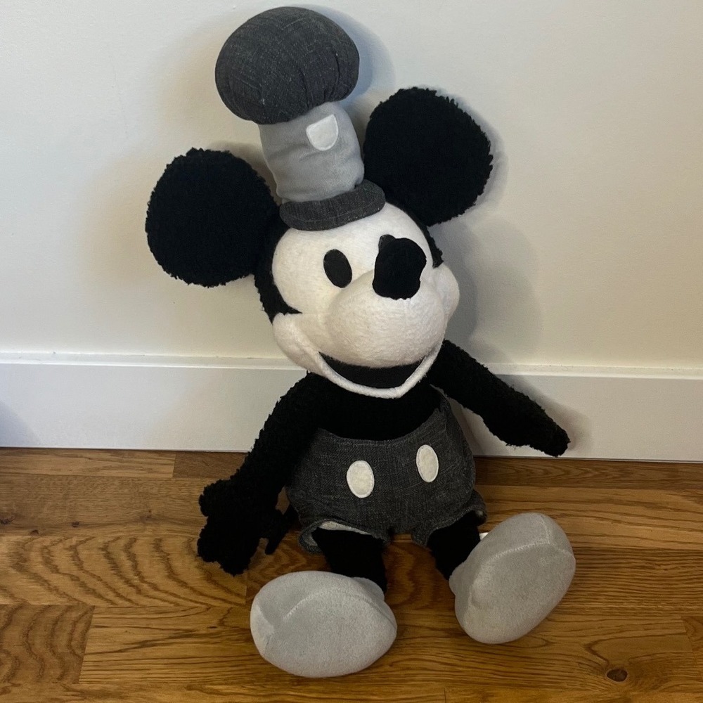 Walt Disney‎ World Steamboat Willie Mickey Mouse Plush Toy Black White Gray